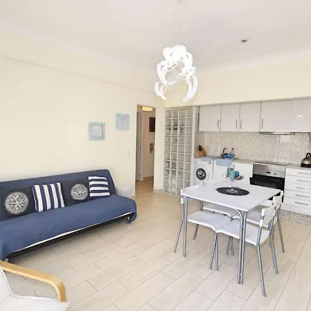 Solmonte White And Blue Apartment *
